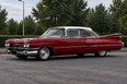 Cadillac Deville (седан красный)