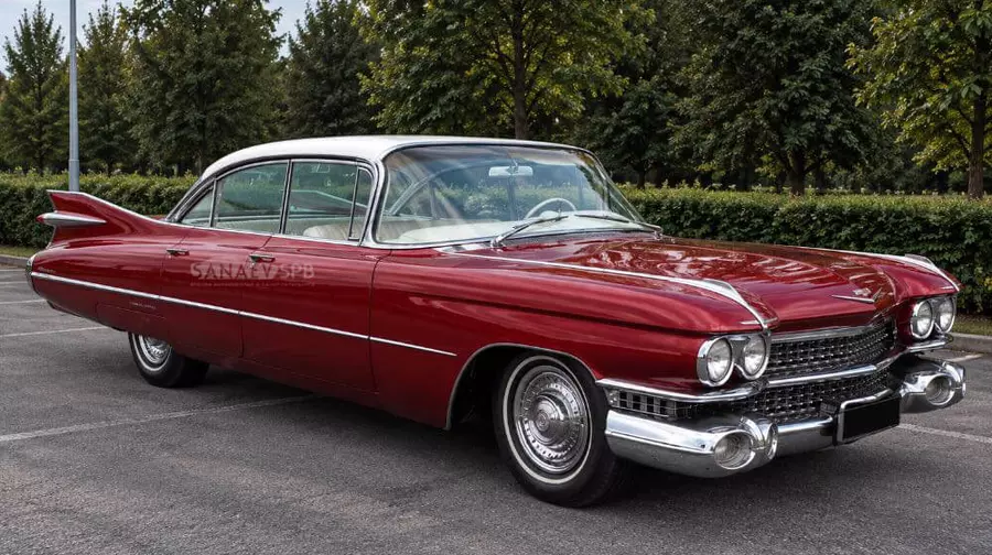 Cadillac Deville (седан красный)