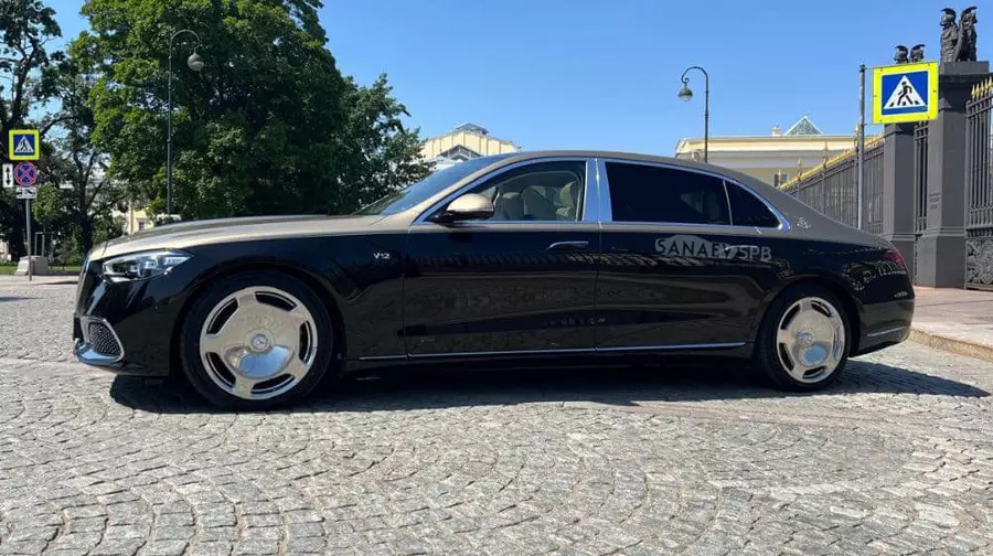Мерседес Майбах W223