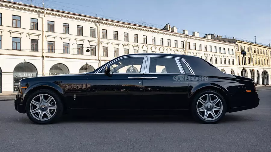 Роллс-Ройс Фантом VII