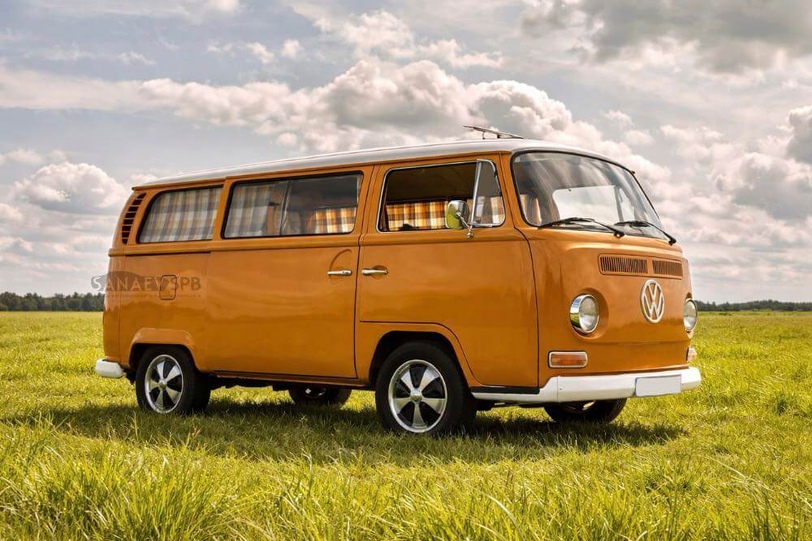Volkswagen T2 (желтый)