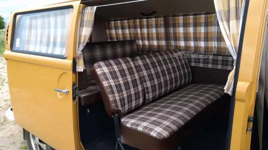 Volkswagen T2 (желтый)