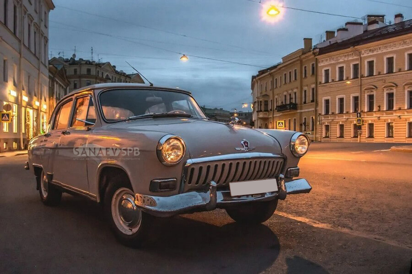 ГАЗ 21 Волга (серый)