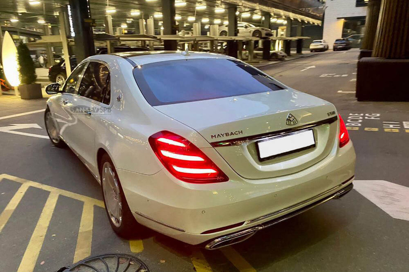 Mercedes  Maybach 222
