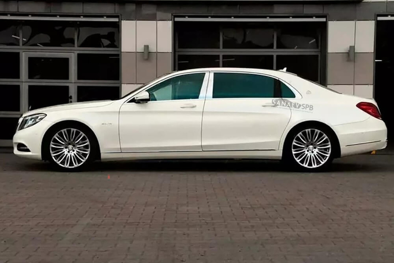 Mercedes  Maybach 222