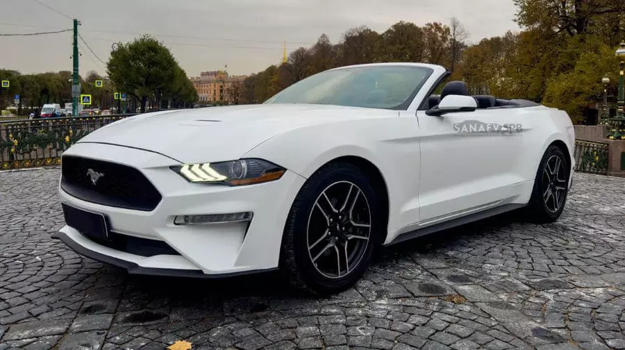 Ford Mustang 2020